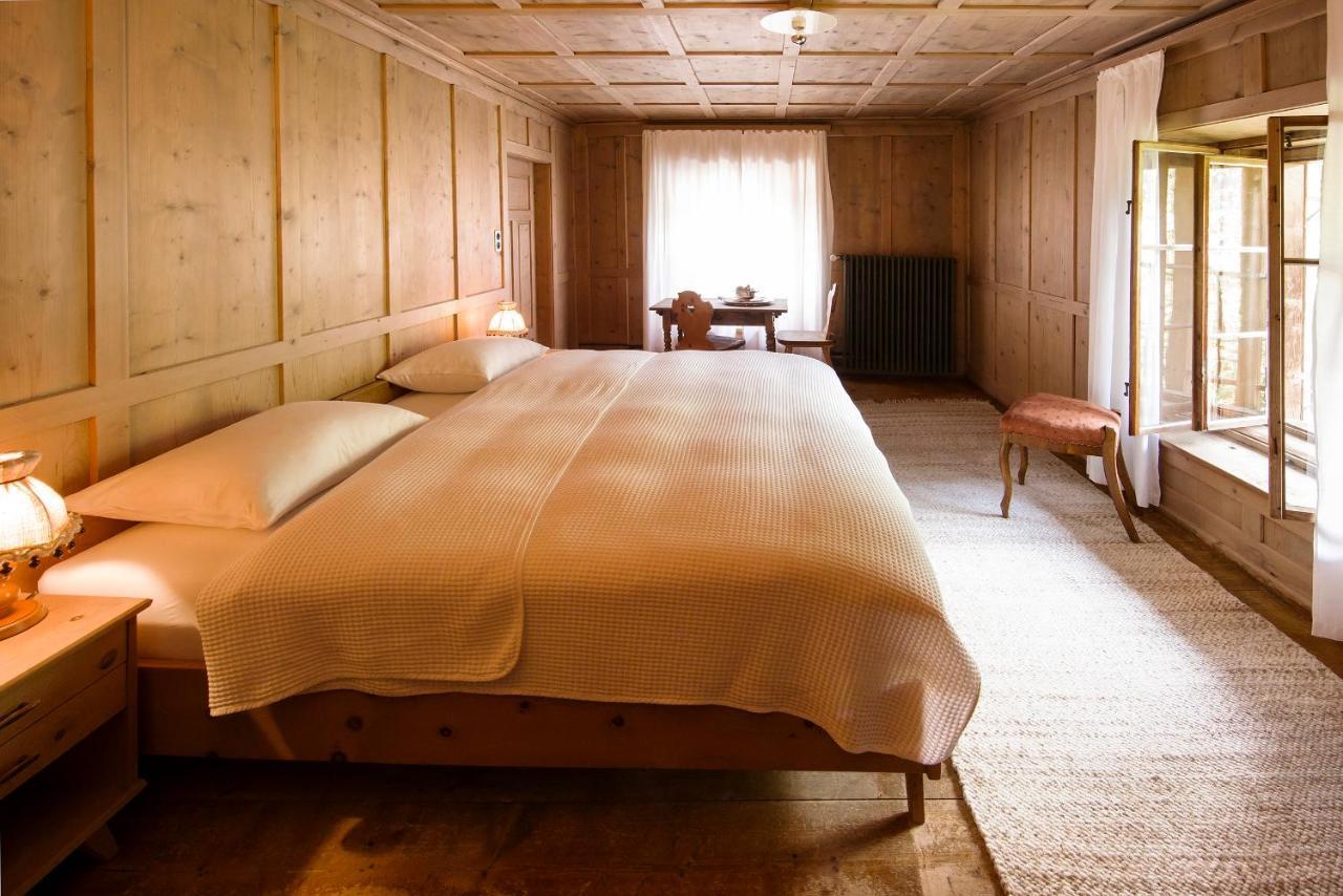 Hotel Chasa Chalavaina Müstair Szoba fotó